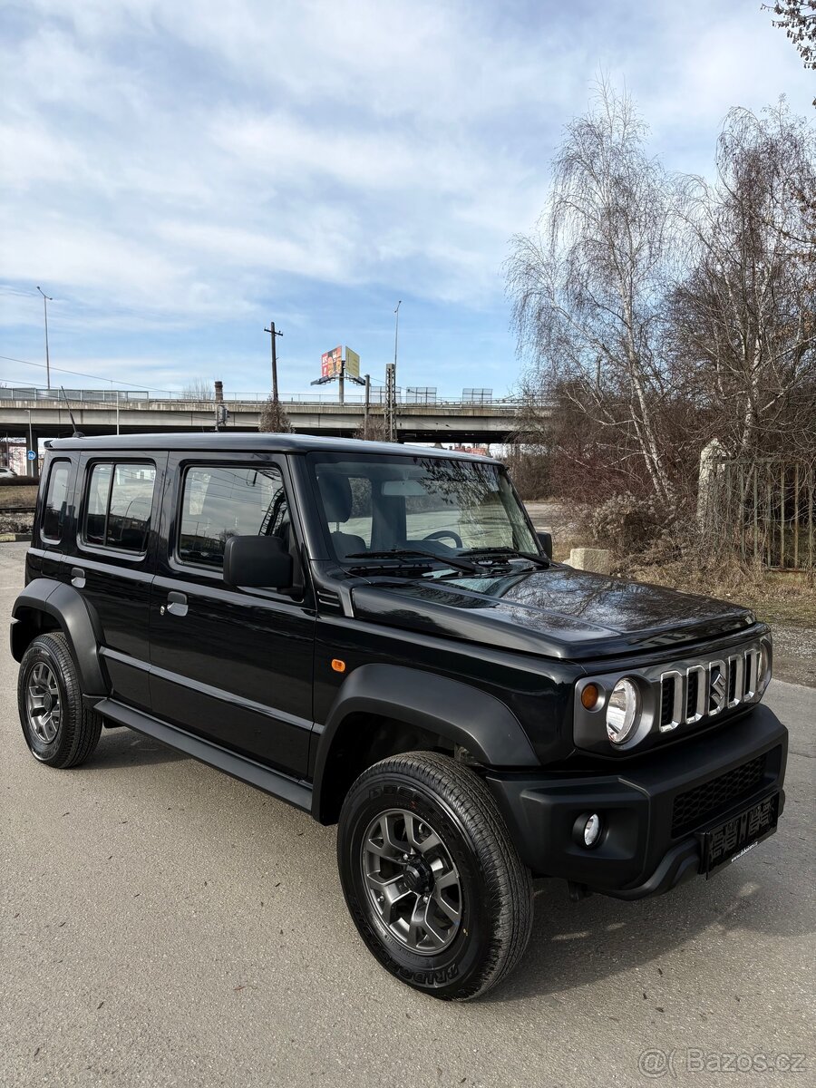 SUZUKI JIMNY 1,5 GL AUTOMAT, nový - 2