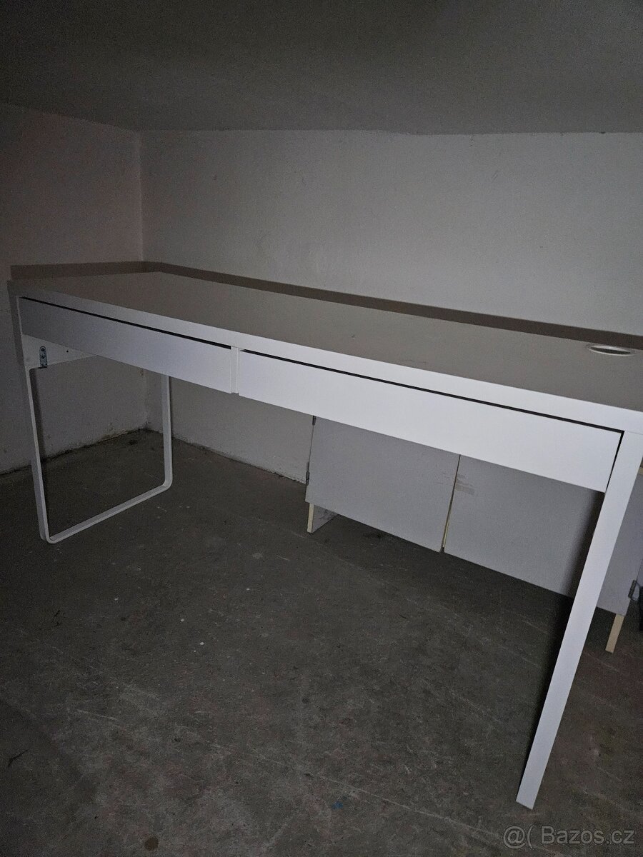 Stůl Mickey Ikea - 2