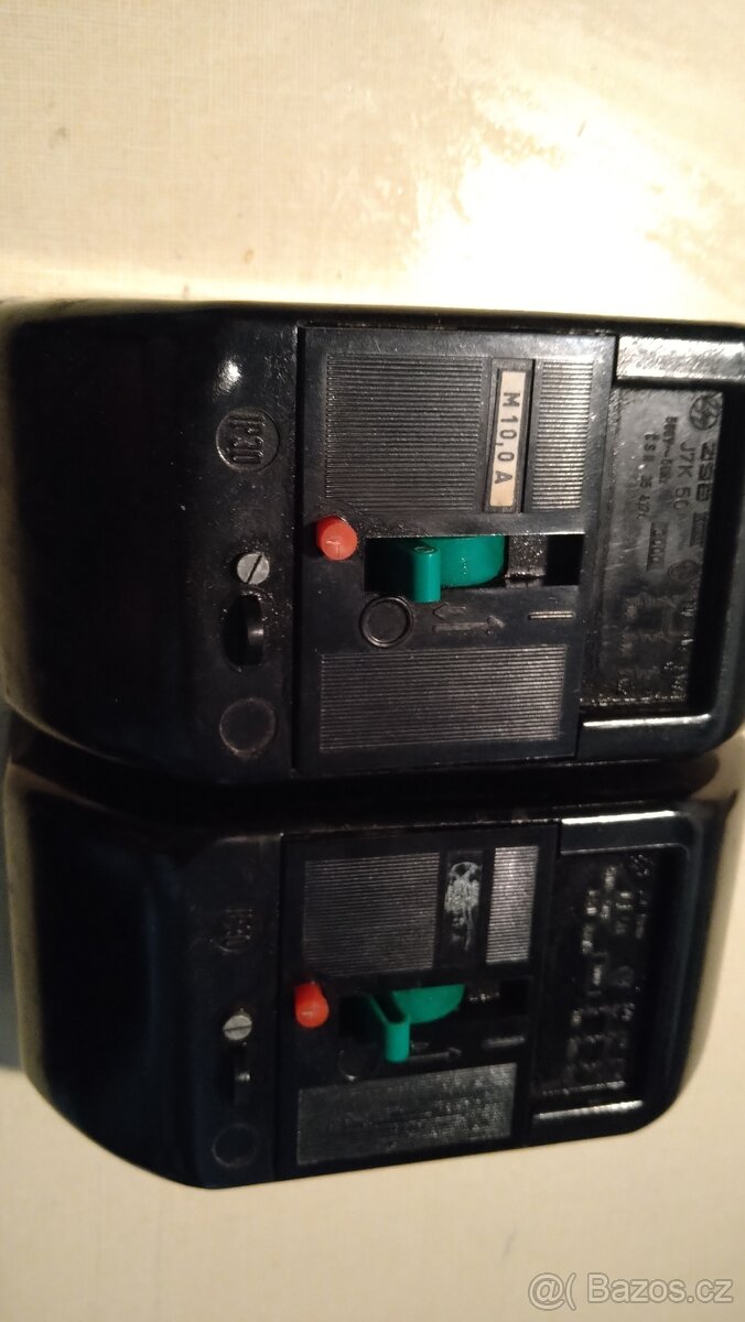 2 ks jističe 10 A - 2