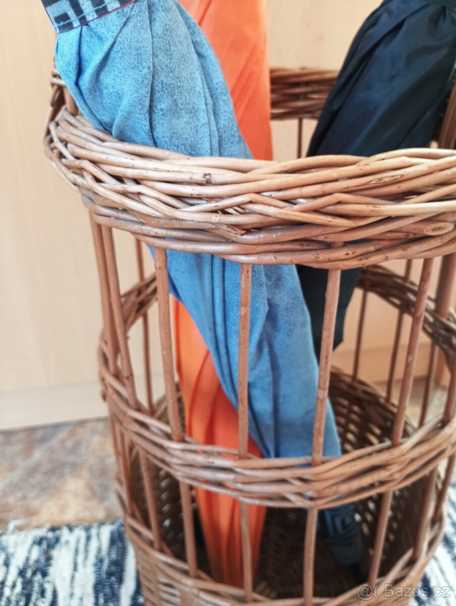 Ratanový stojan na deštníky - 2