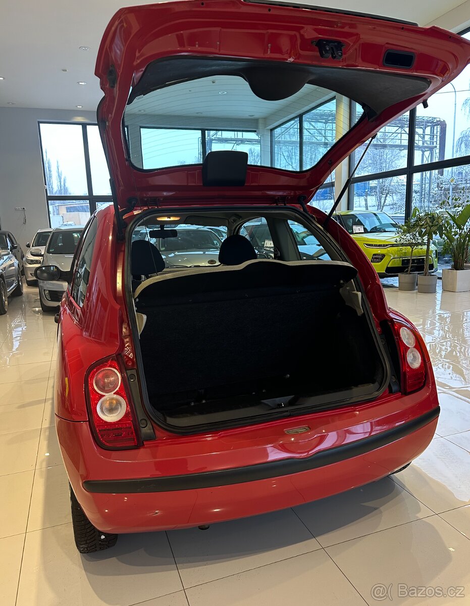 Nissan Micra, 1.2 Benzin Ojeté, 2006, 162 300 km - 2