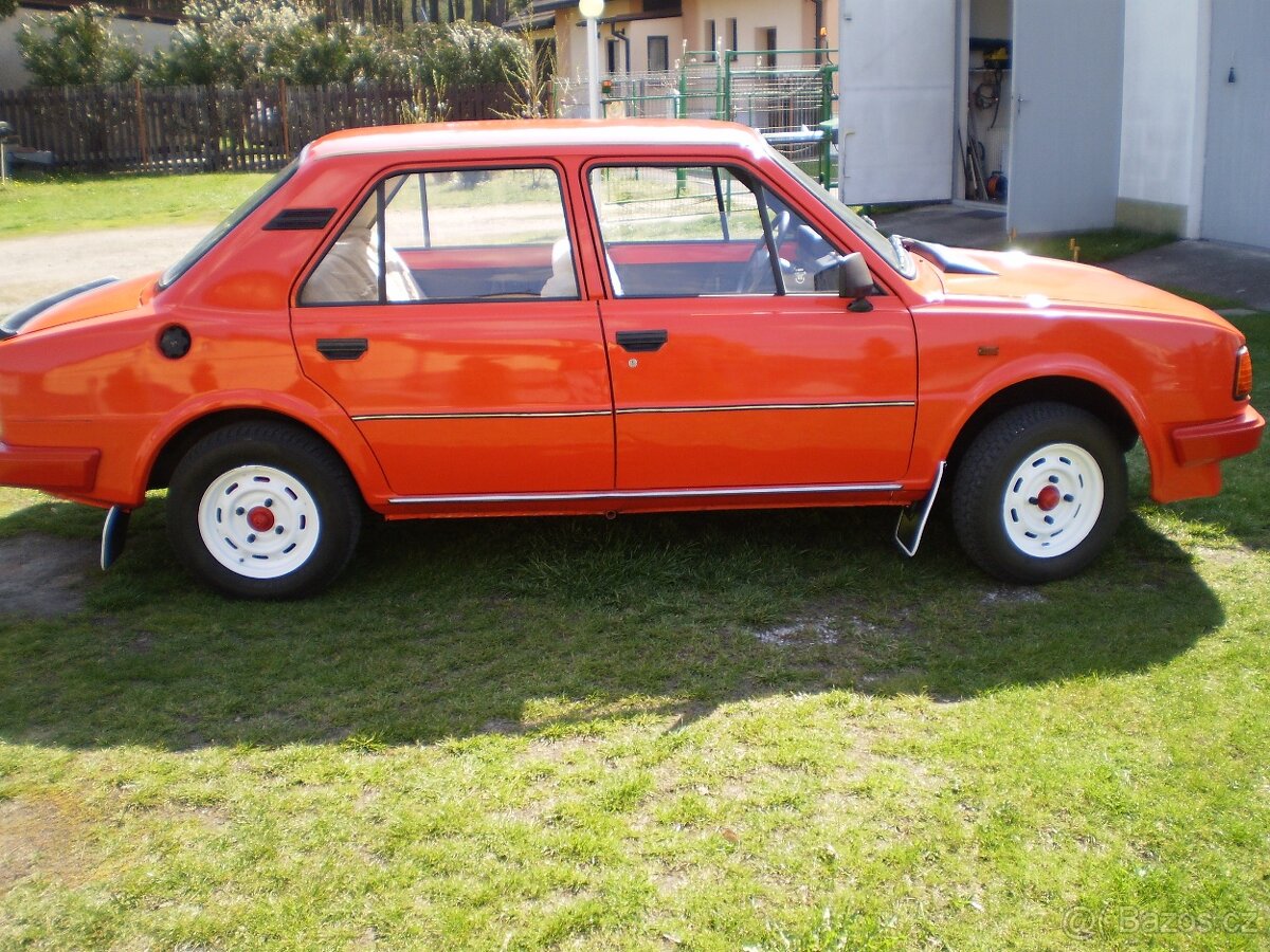 Škoda 120L - 2
