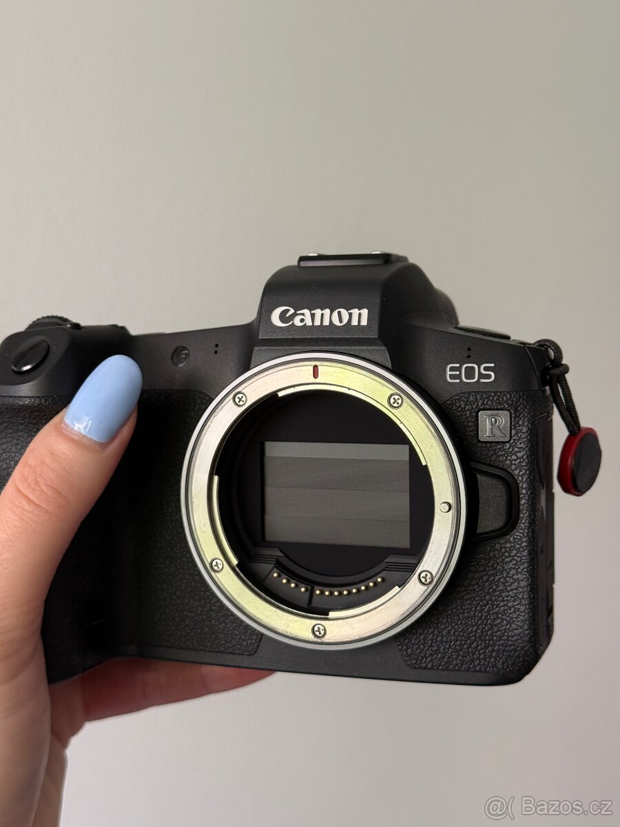 Canon EOS R - 2