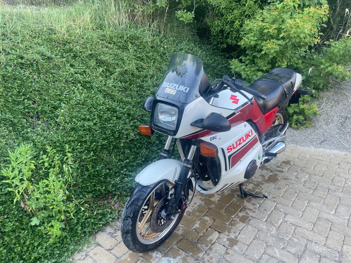 Prodám Suzuki GSX 750 EF - 2