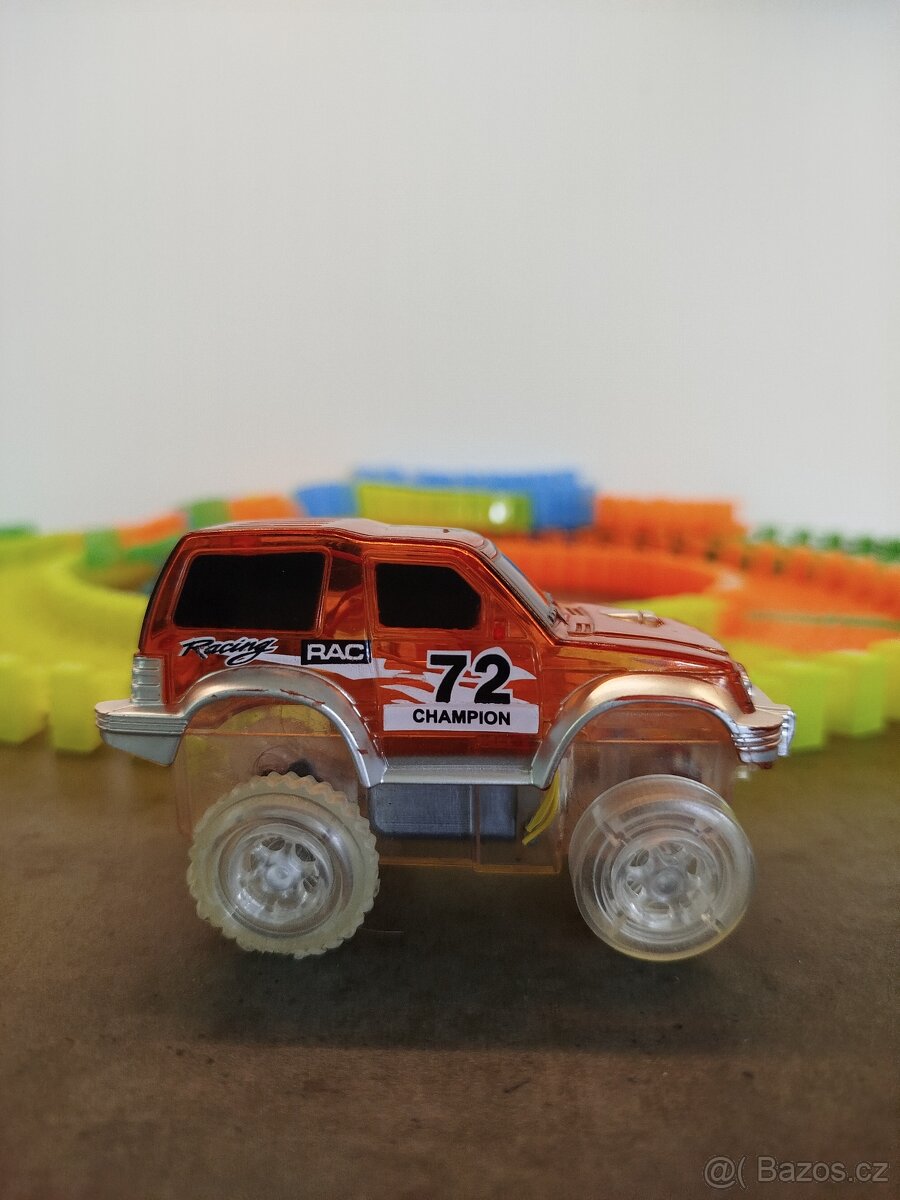 PRODÁM AUTODRÁHU - 2