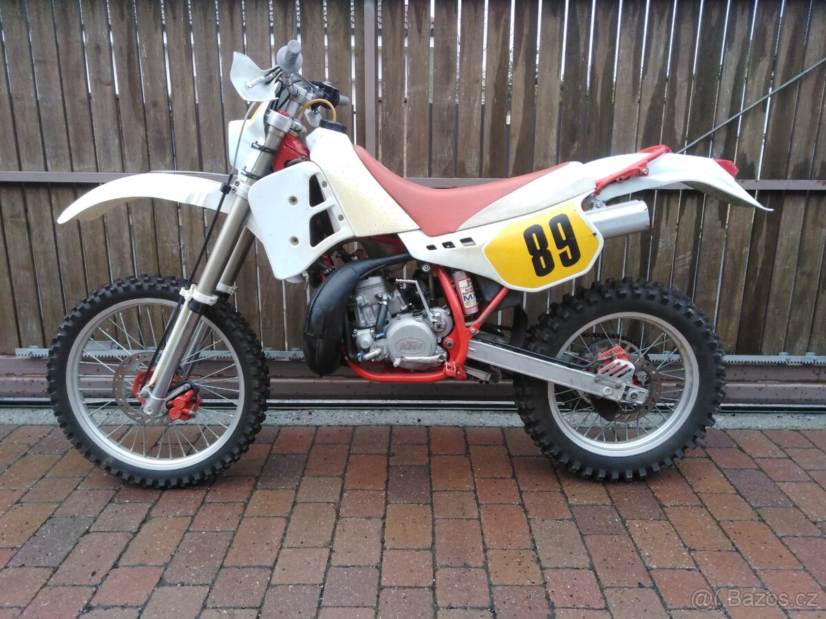 Ktm 250 gs soutezni