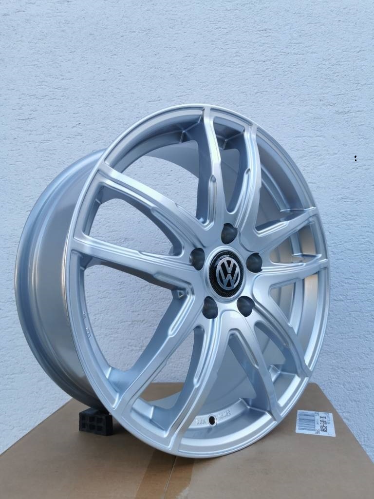 Proline 7,5x18 ET45 5X120 Silber Vw T5,T6 - 2