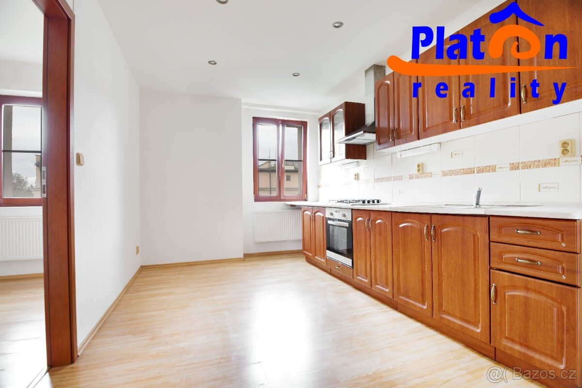 Pronájem bytu 2+1 /54 m2/ v UL - Klíše, ul. Klíšská, 2.patro - 2