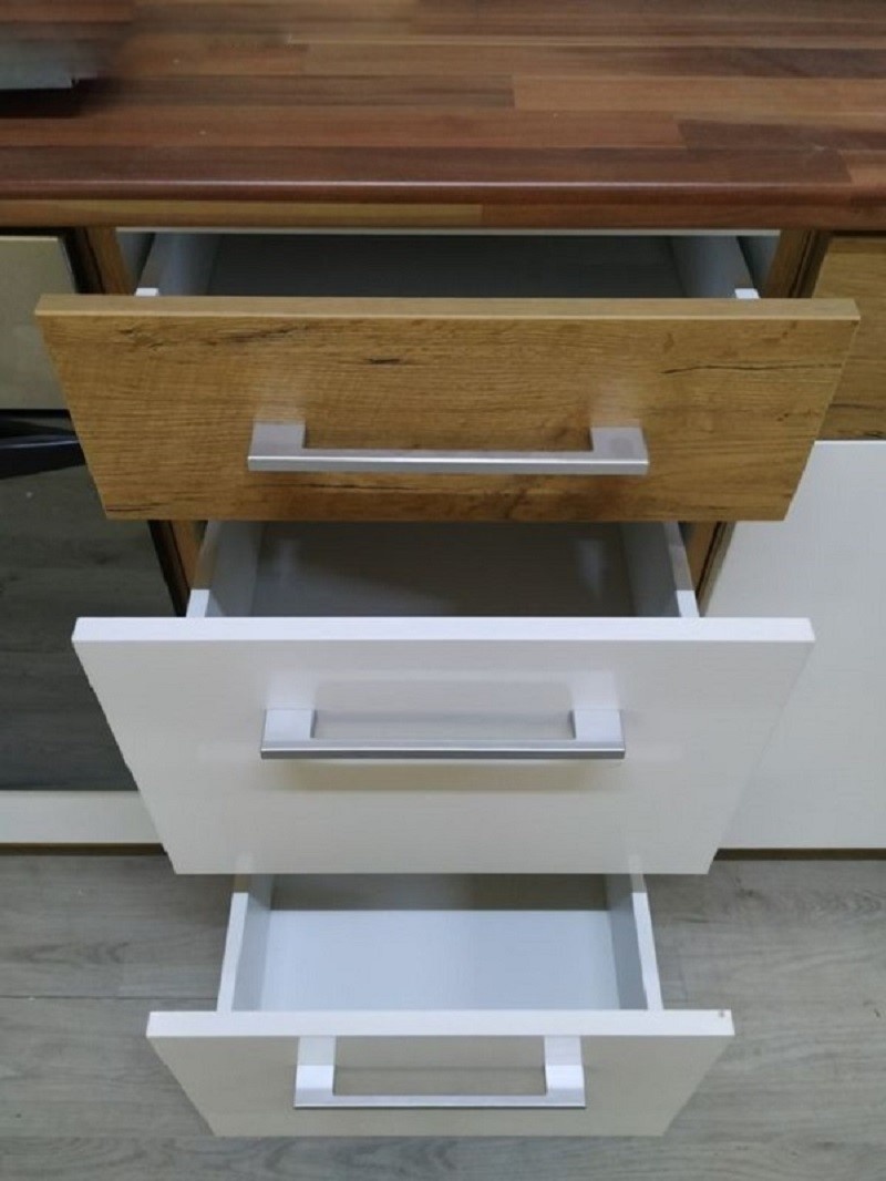 Kuchyňská sestava s kvalitním kováním - 2