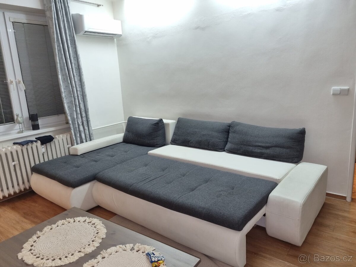 Rozkládací gauč - 2