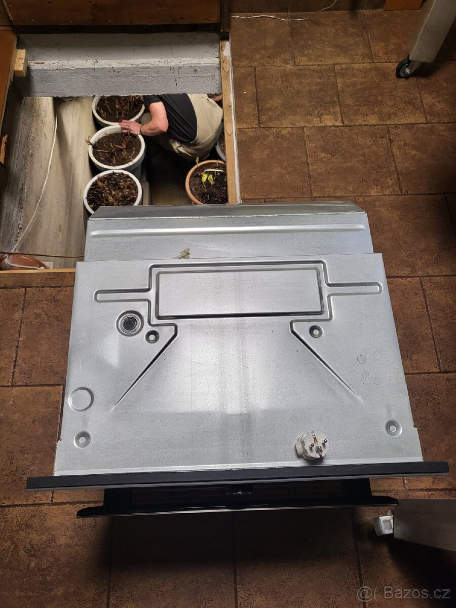 Vestavěná trouba - 2