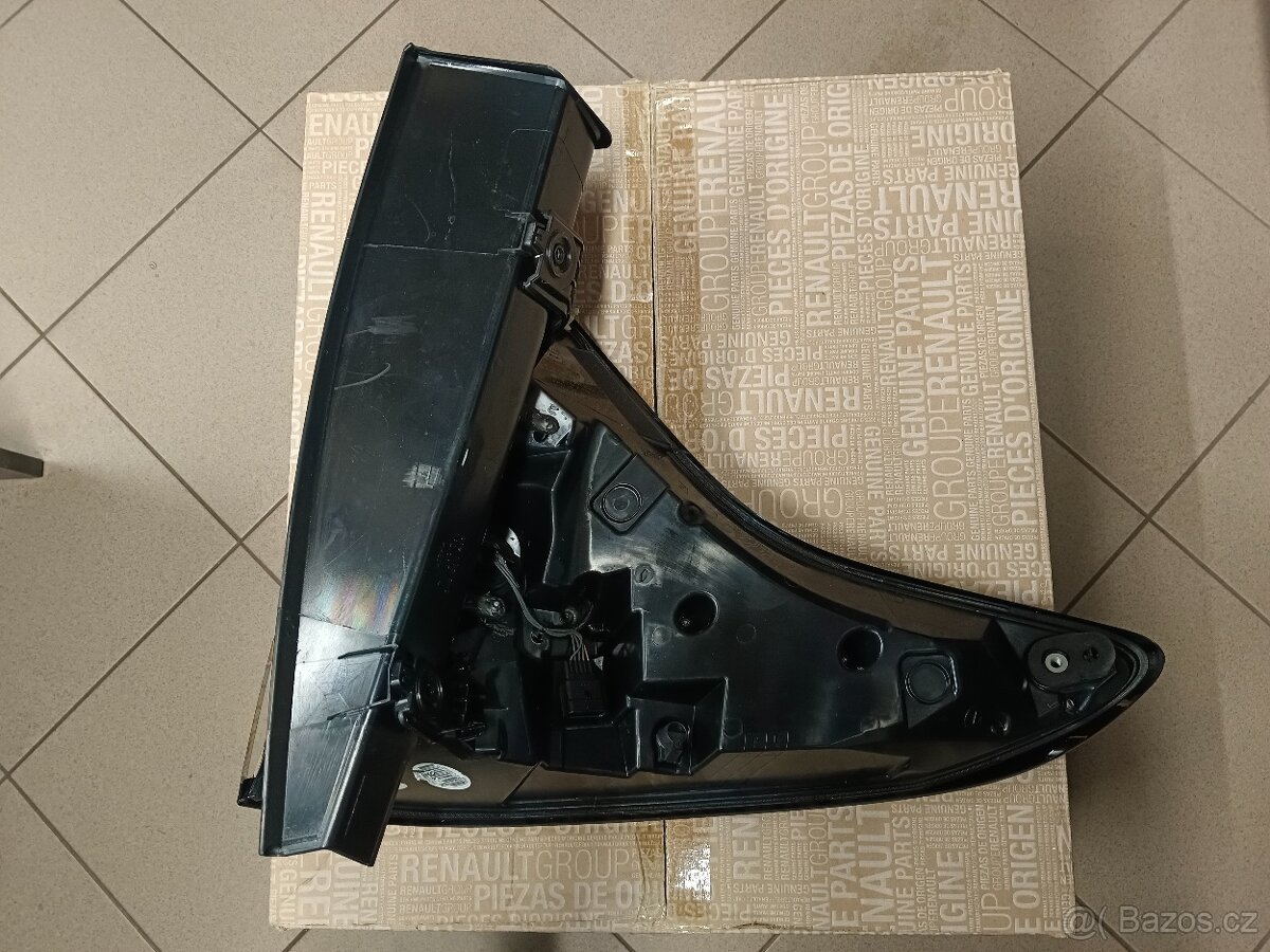 světlo LZ Renault Espace V - 2