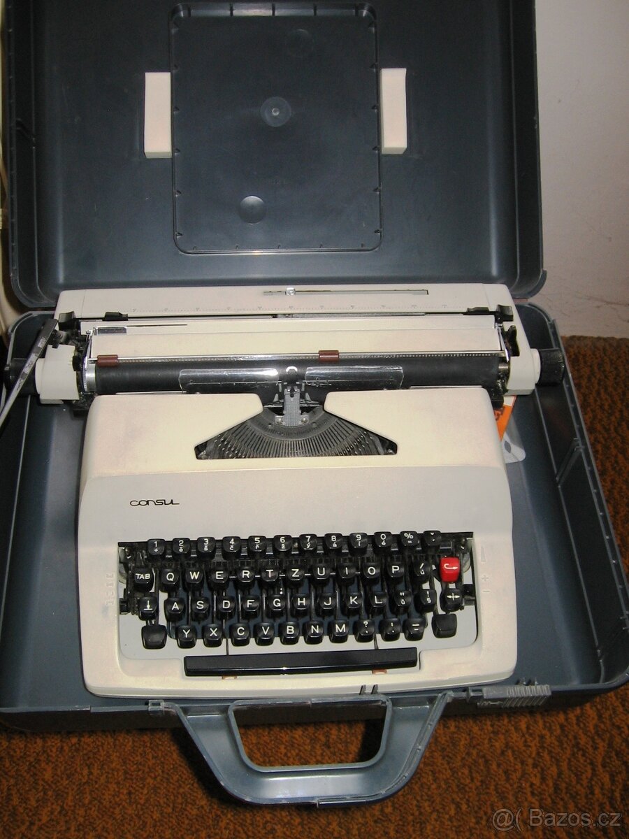 Psací stroj Consul - kufříkový - 2