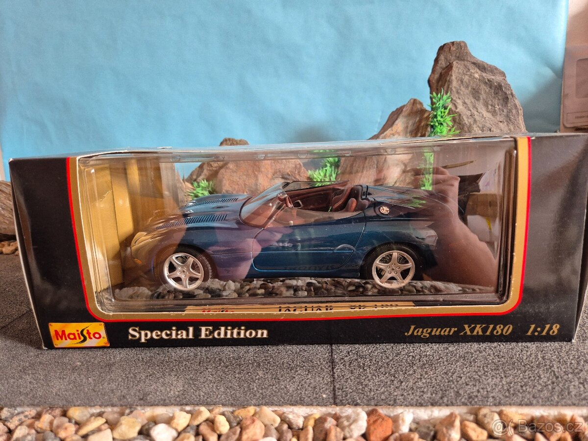 Prodám model 1:18 Jaguar xk180 - 2