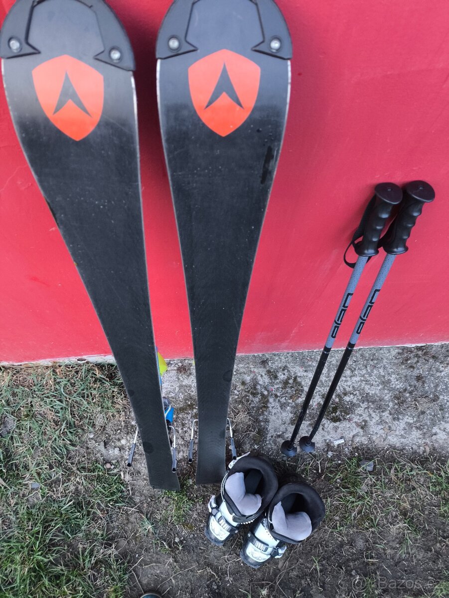 Lyže + lyžáky + hole - 2