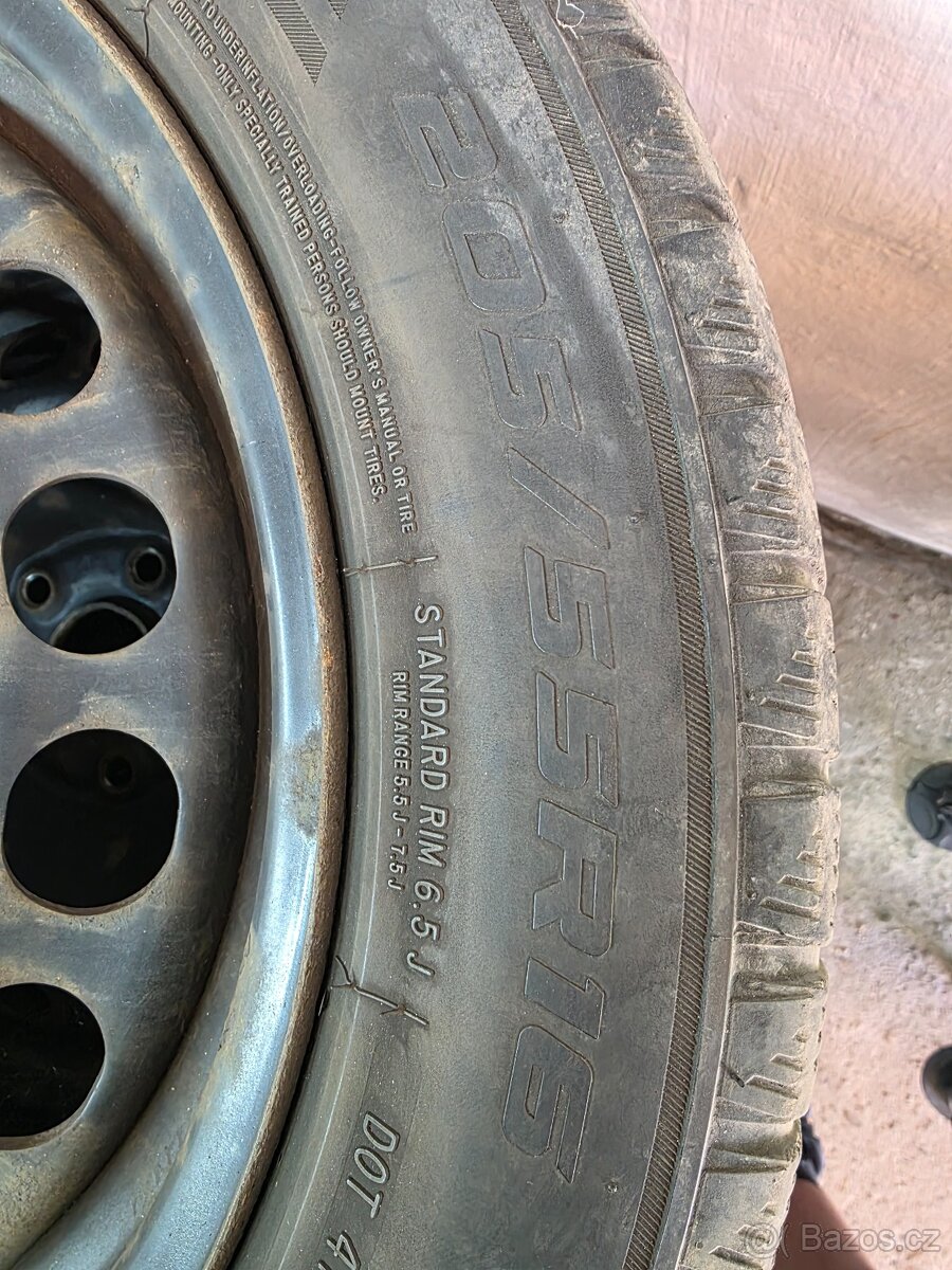 Zimní gumy 205/55 R16 - 2