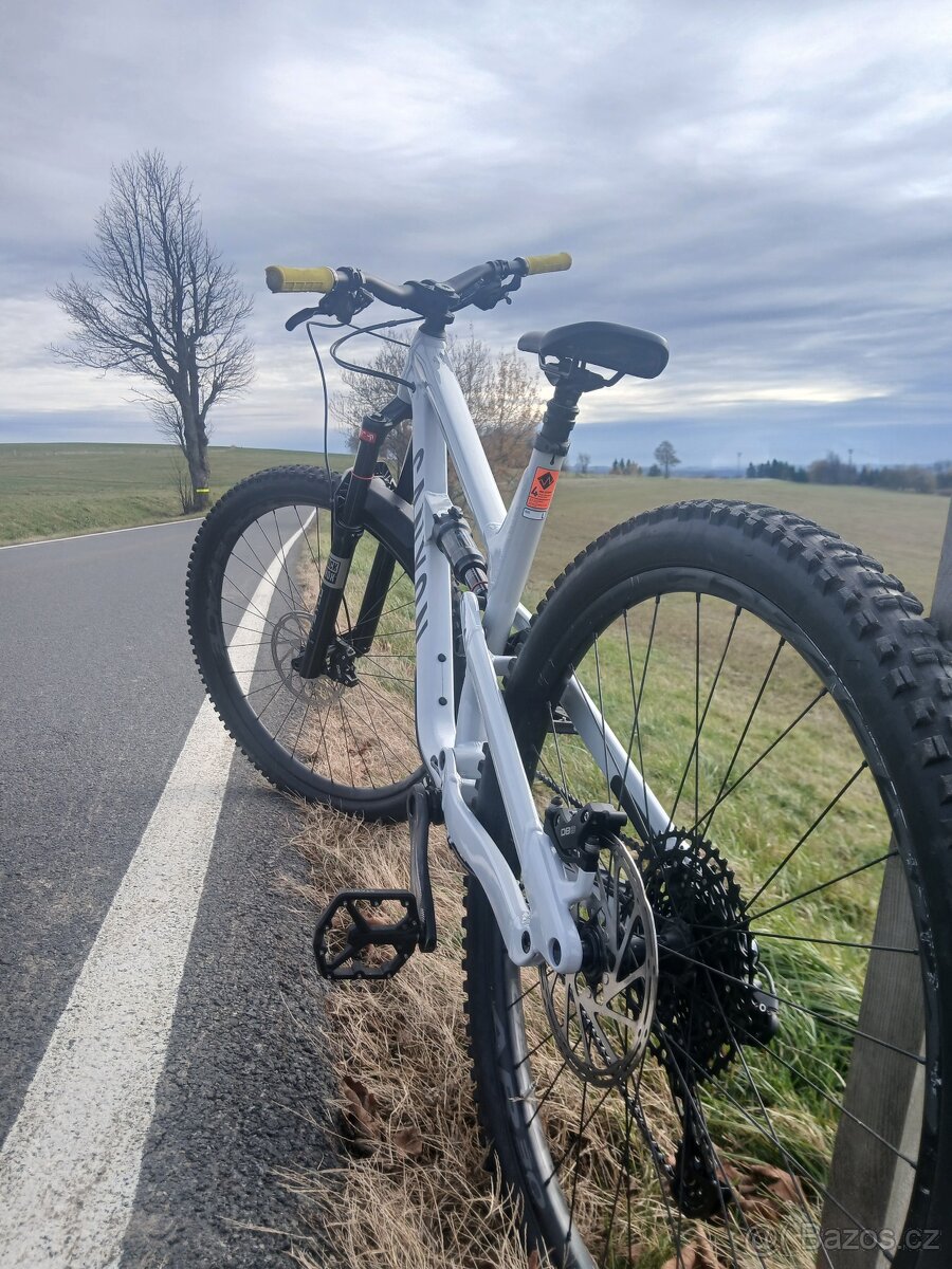 Canyon Spectral 5 - 2