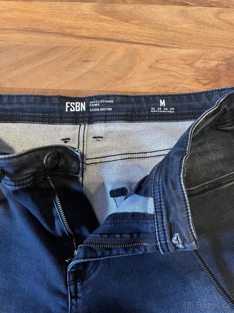 Džínové šortky - 2