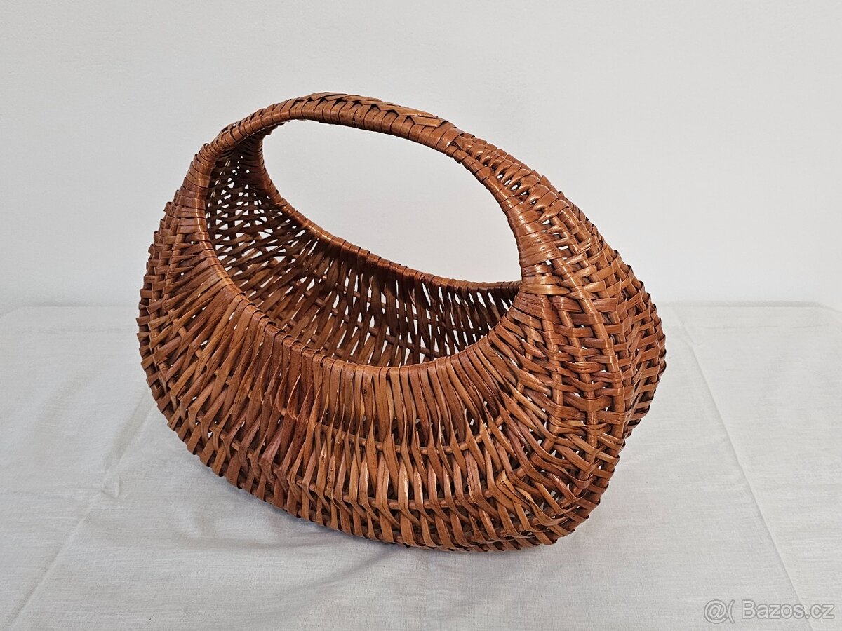 Proutěný retro košík - 2