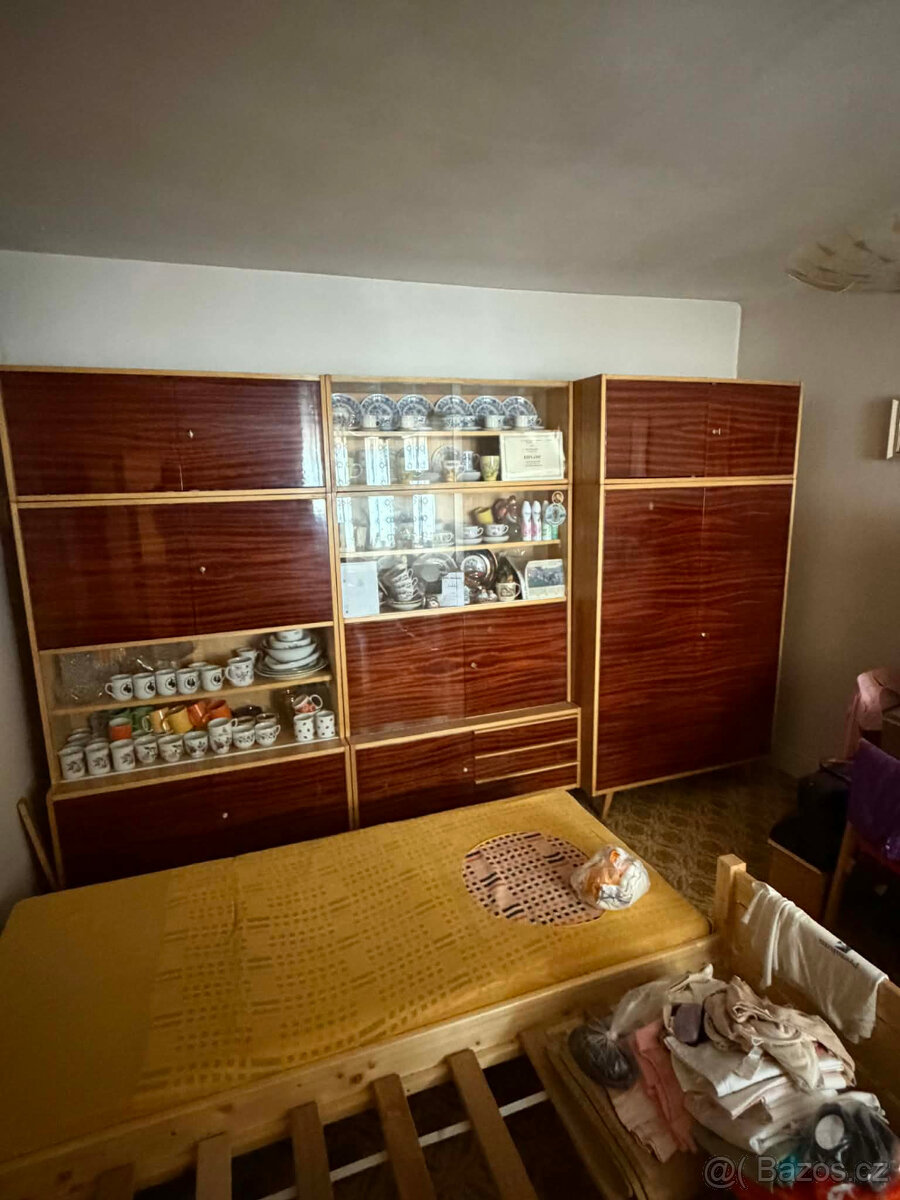 PRODÁM STAROŽITNÉ VĚCI - 2