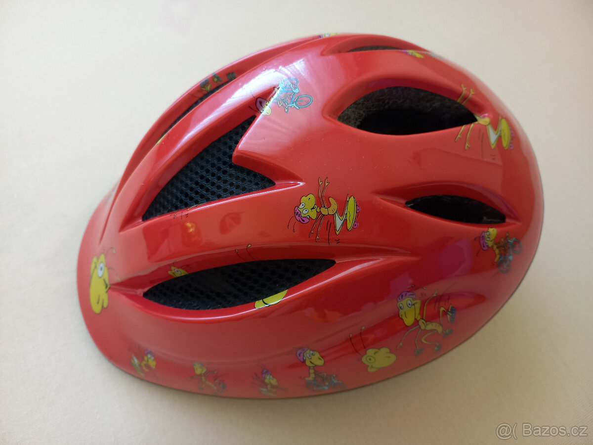 Prodám dětskou helmu a chrániče. - 2