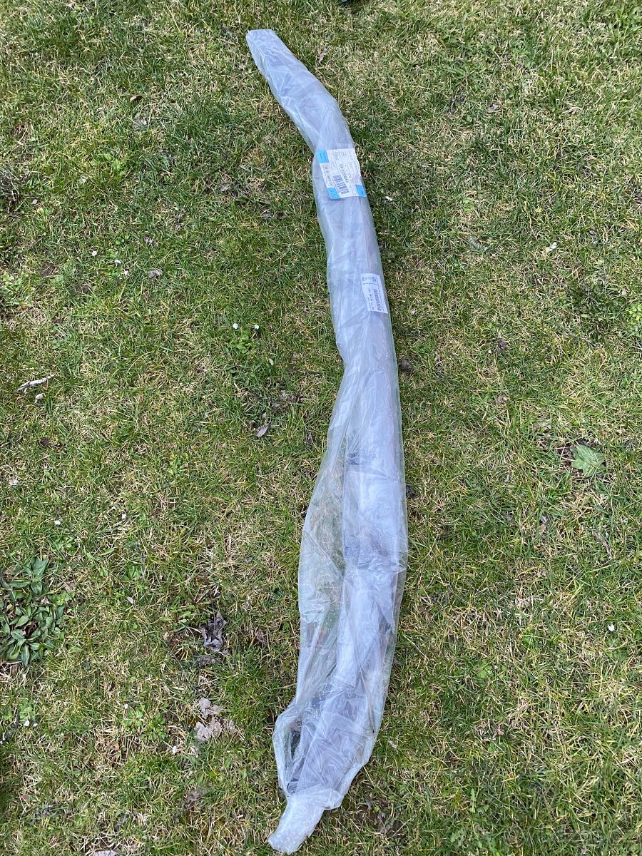 BMW 5 G30 - absorbér spodní - 2