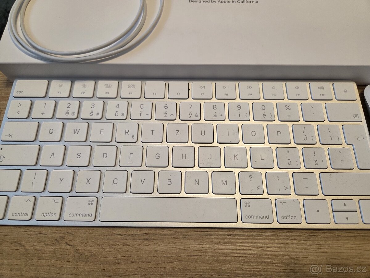 Apple BT klávesnice CZ a myš - 2