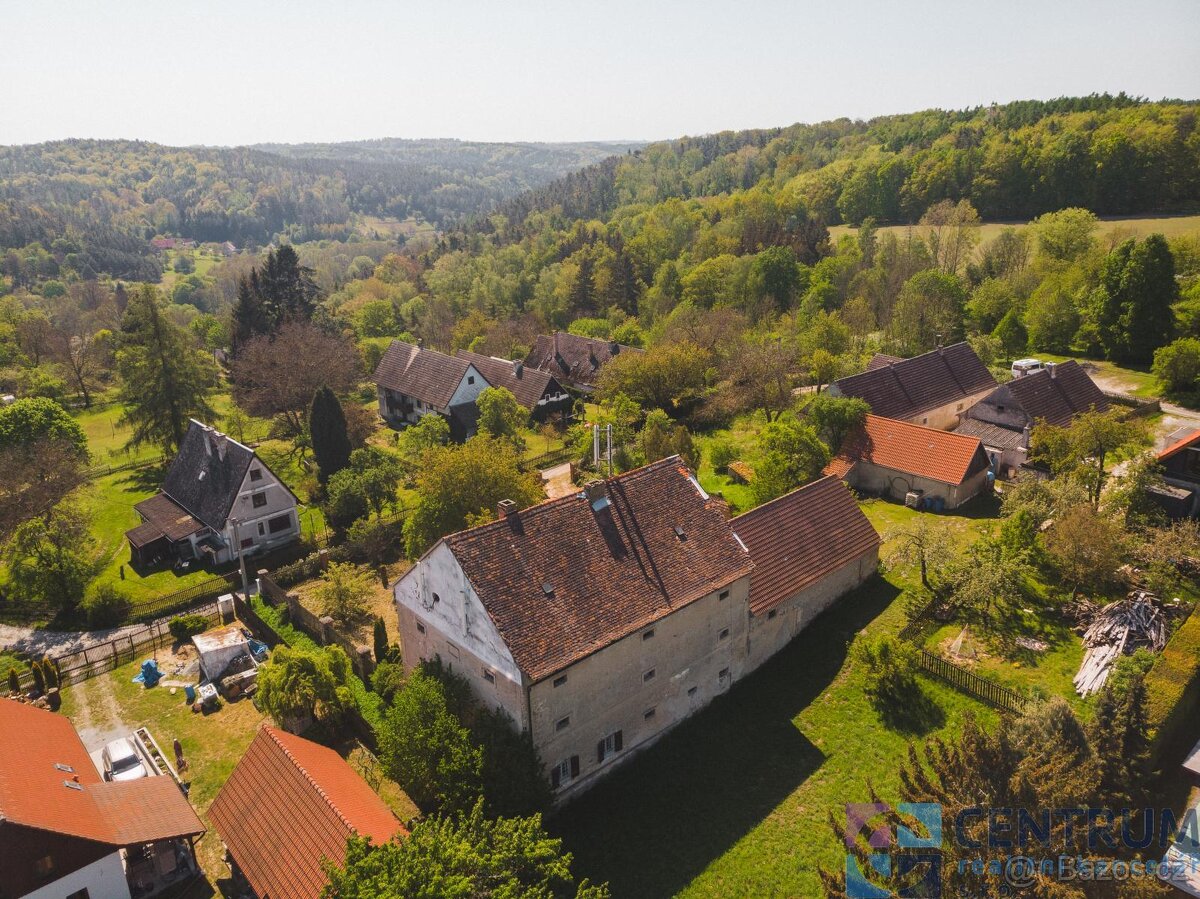 Prodej hospodářské usedlosti 450m2 - 2
