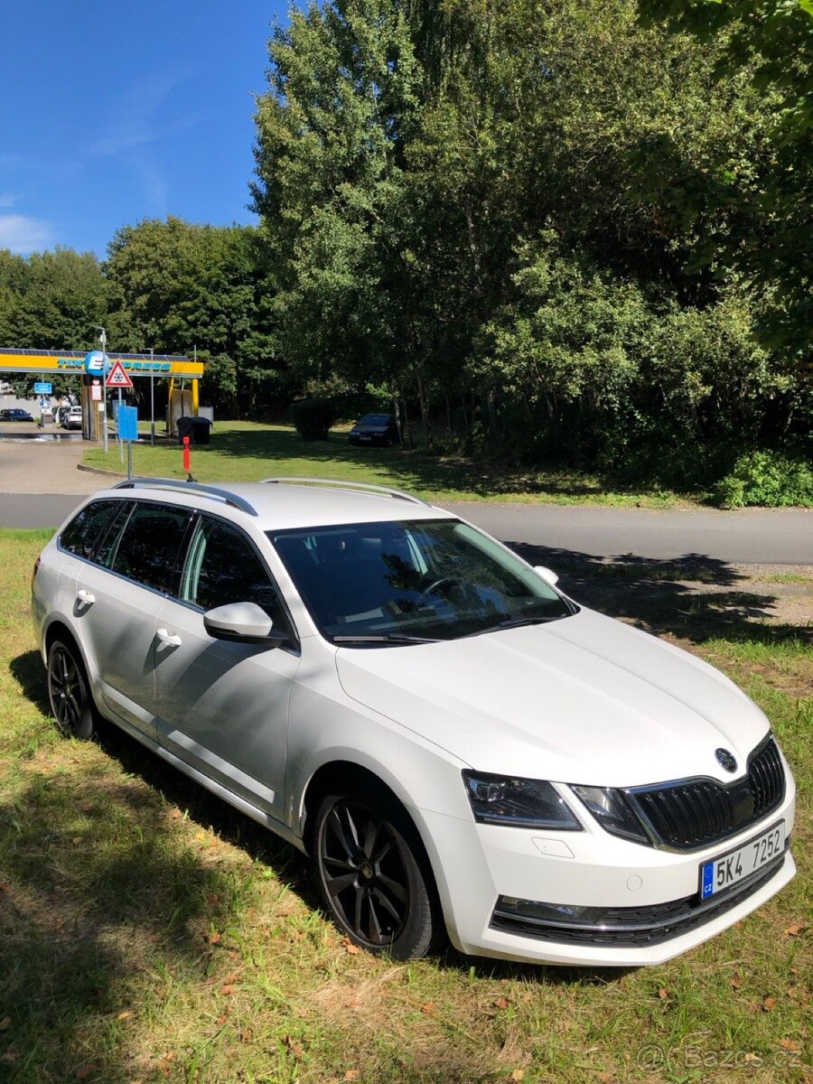 Škoda Oktavia - 2