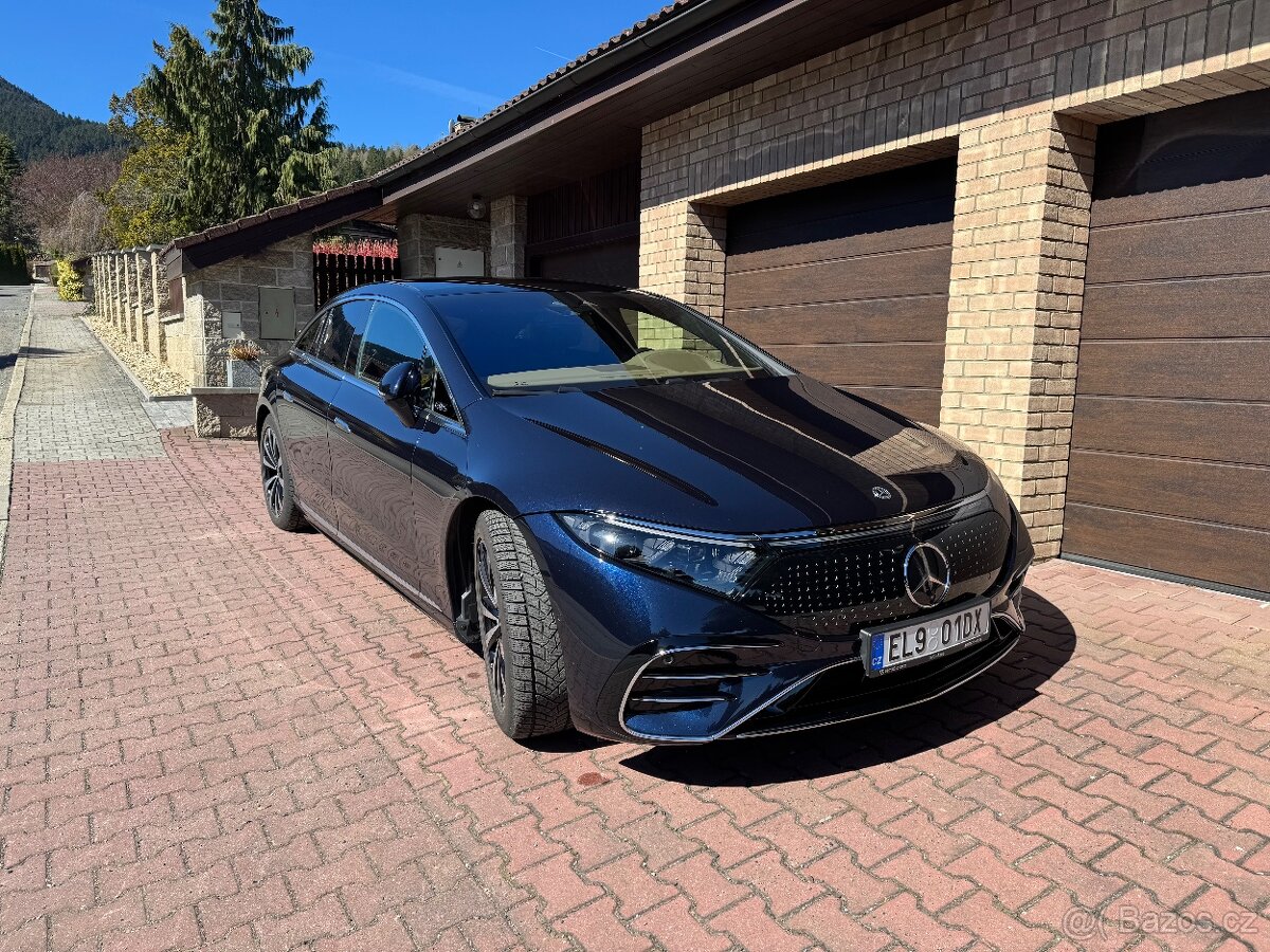 MERCEDES EQS - 2