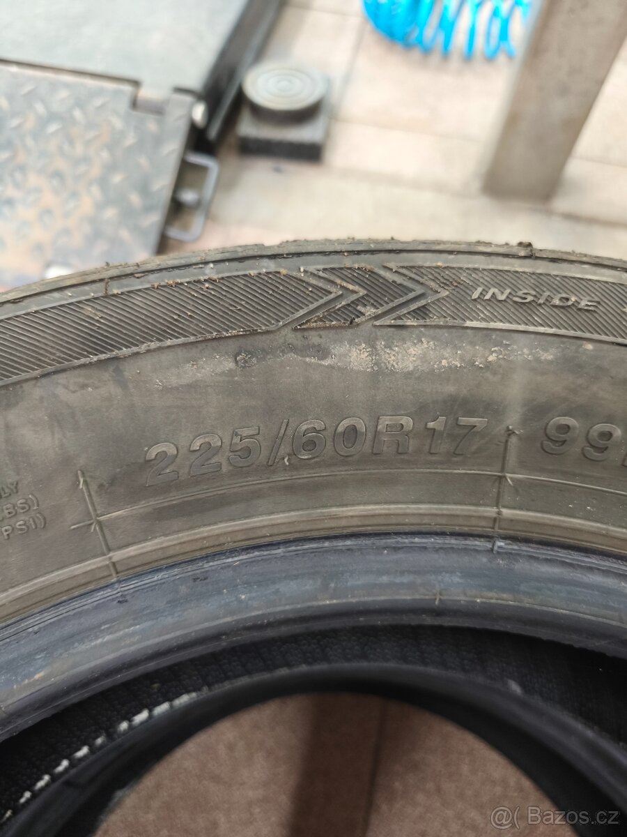 Pneumatiky 225/60R17 celoroční - 2