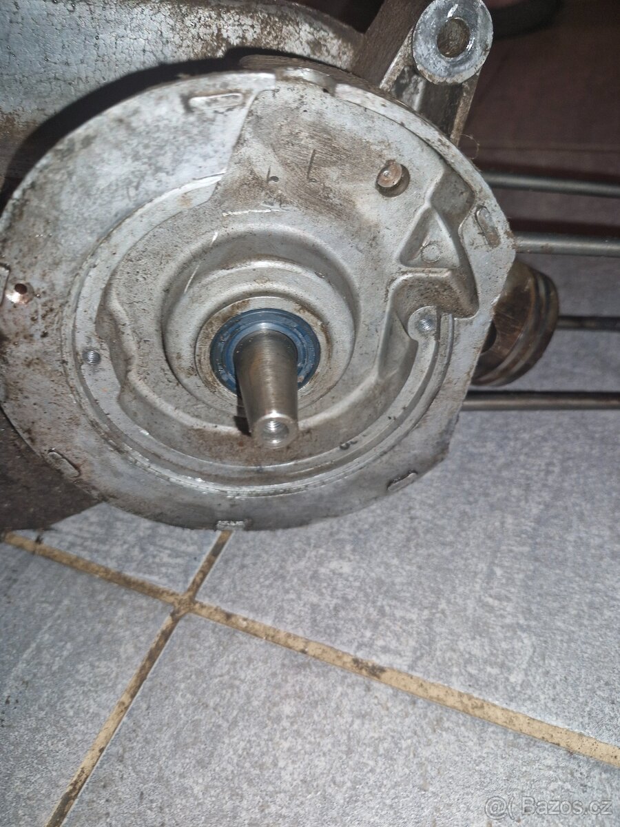 Polomotor babetta 210 - 2