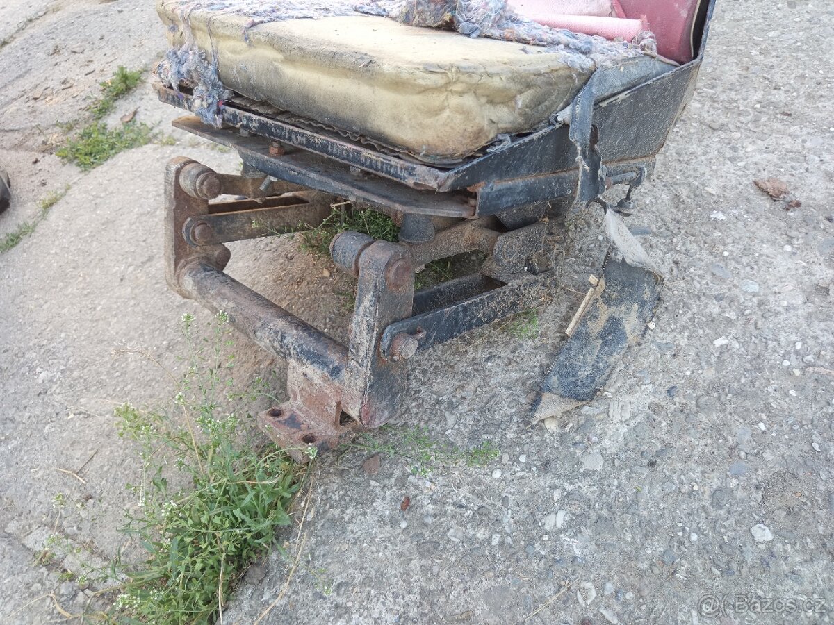 Sedačka Zetor - 2