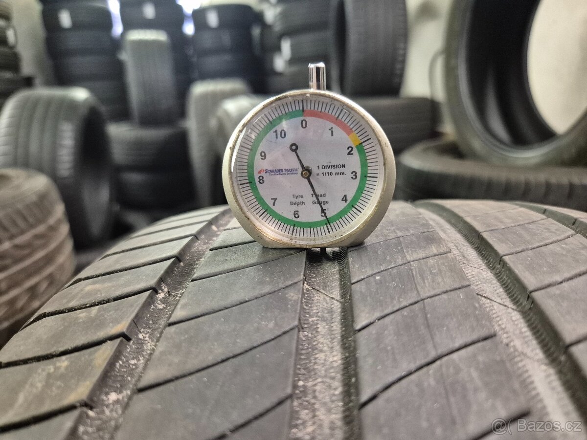 255/40 R18 MICHELIN (4,5mm) č.16293/b7 - 2