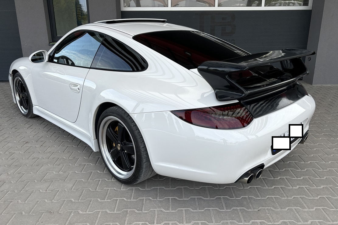 porsche 911 997 spoiler gt2 - 2
