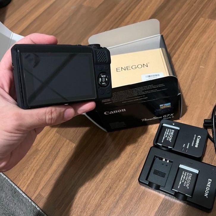 Canon PowerShot G7X Mark II - 2