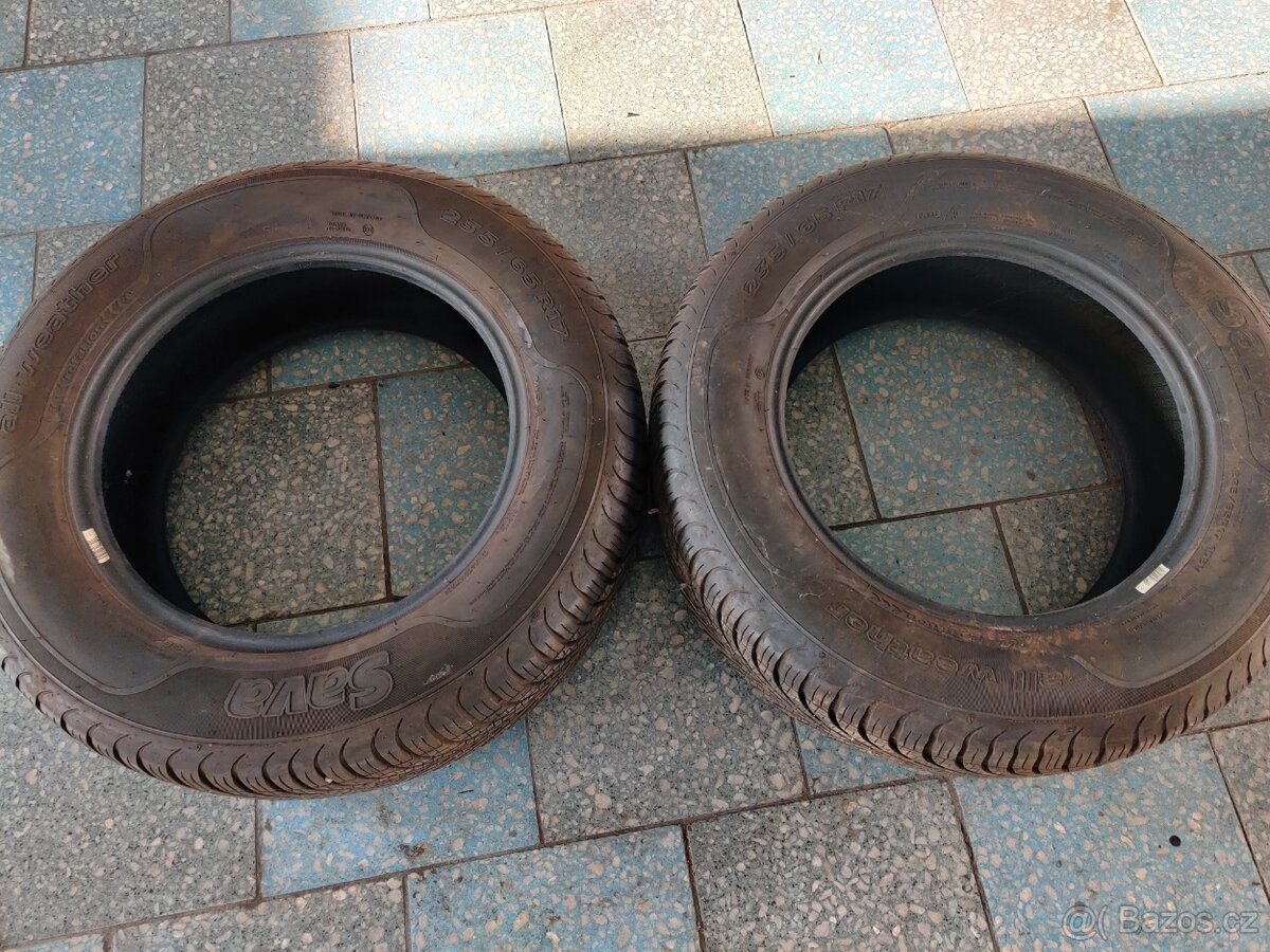 235/65R17 - 2