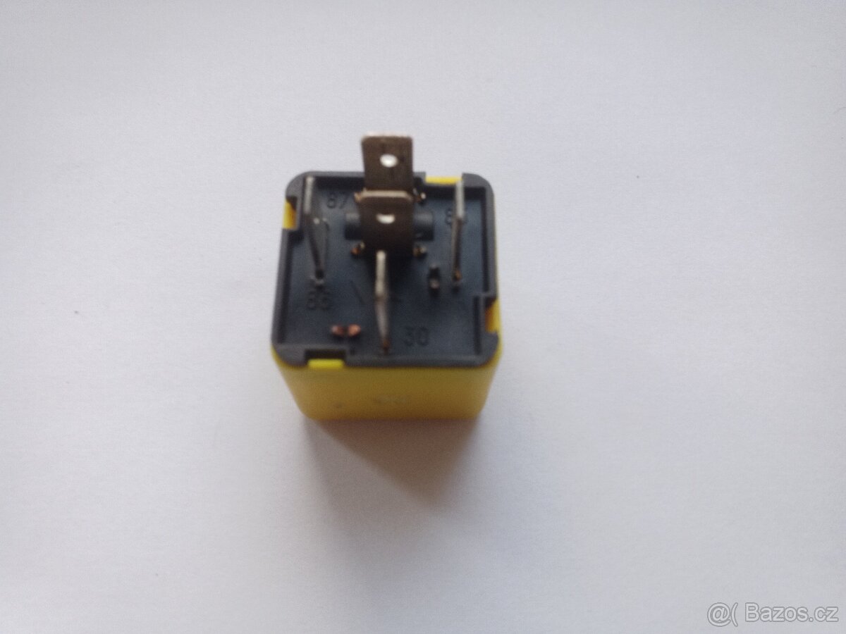 Relé víceúčelové FIAT/LANCIA/ALFA ROMEO 82461739 - 2