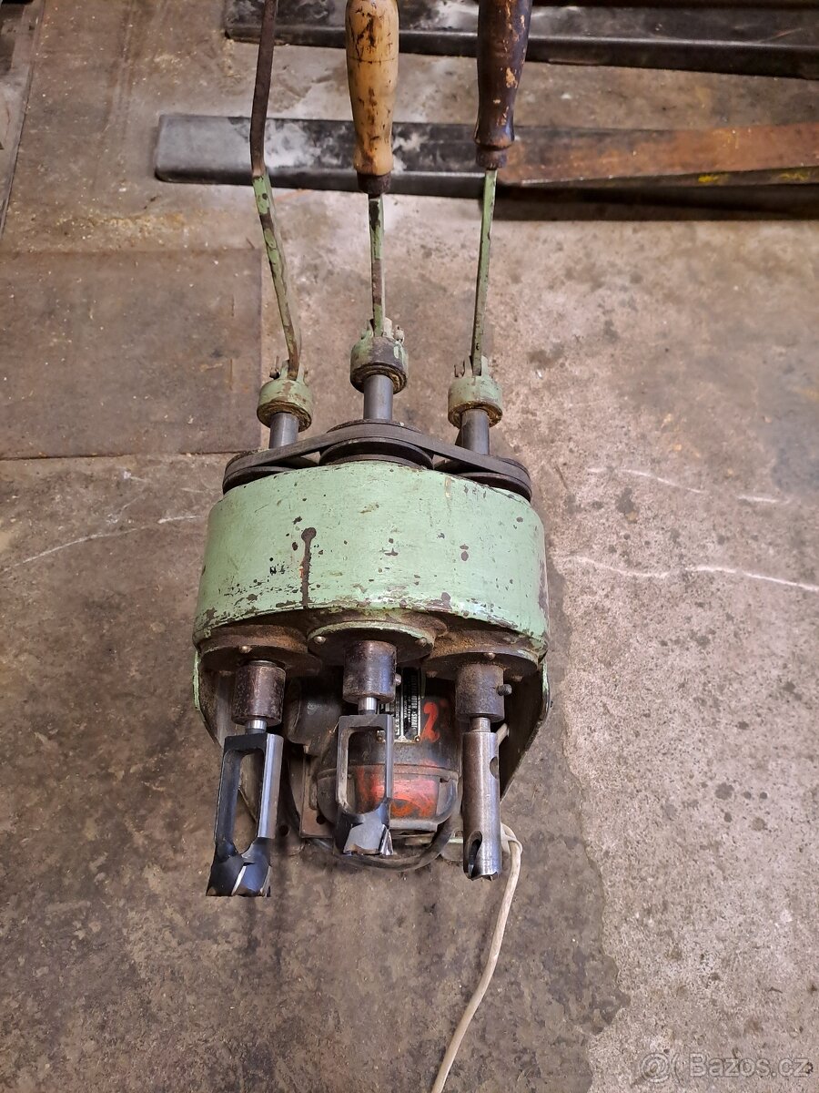 Třívřetenová sukovačka s čelistí 35 mm - 2