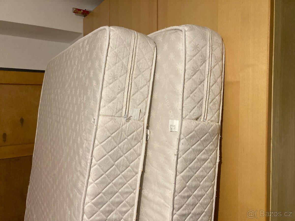 Matrace + rošt dřevěný - 2