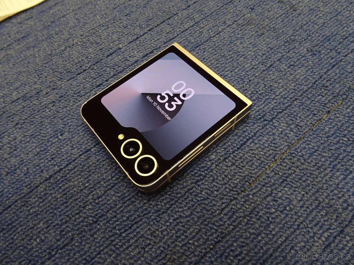 Samsung Galaxy Z Flip6 12/256GB ZÁRUKA+POUZDRO - 2