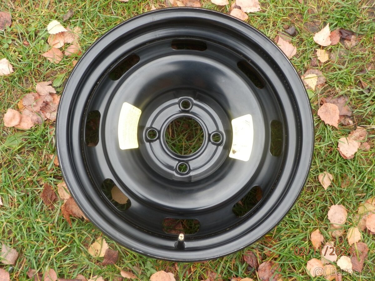 1xOriginál plechový disk na CITROEN C3 15tka Rok 2010 - 2