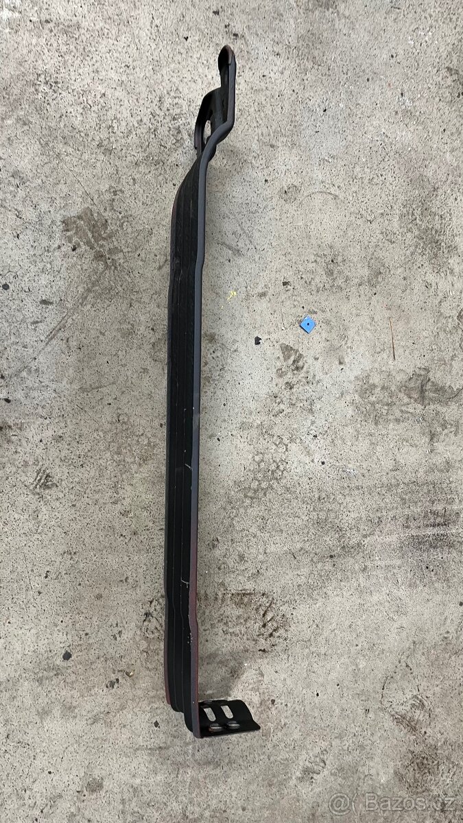 Držák rezervního kola 16" i 17" Multivan, Caravelle - 2