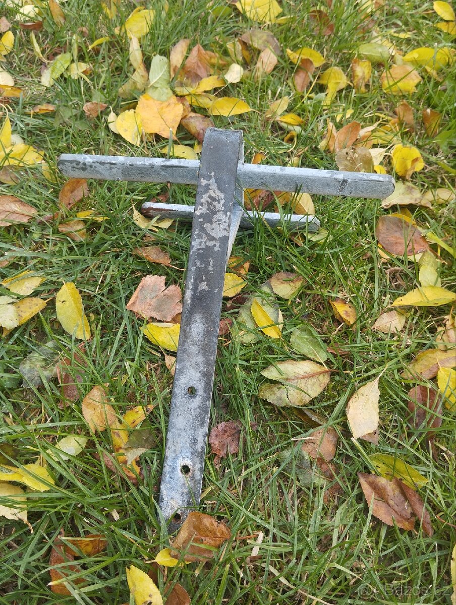 Protisněhový hák - 2