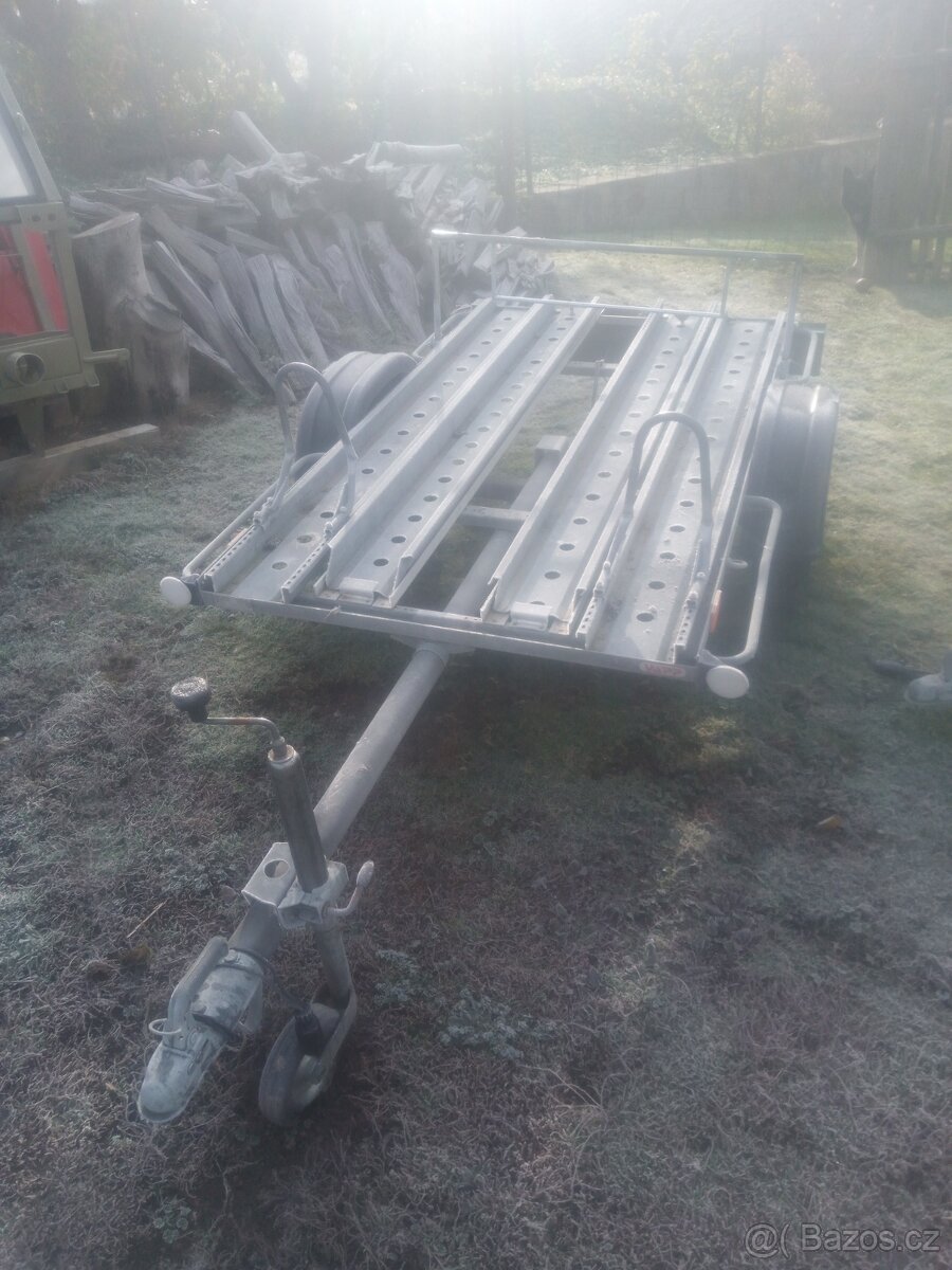 Vozík na moto nebo sekačku - 2
