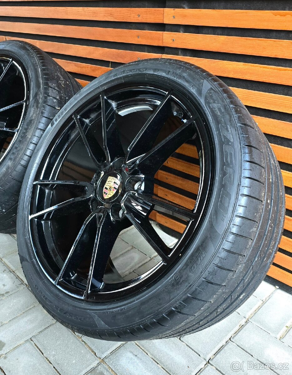 Kola Porsche 911 - 2