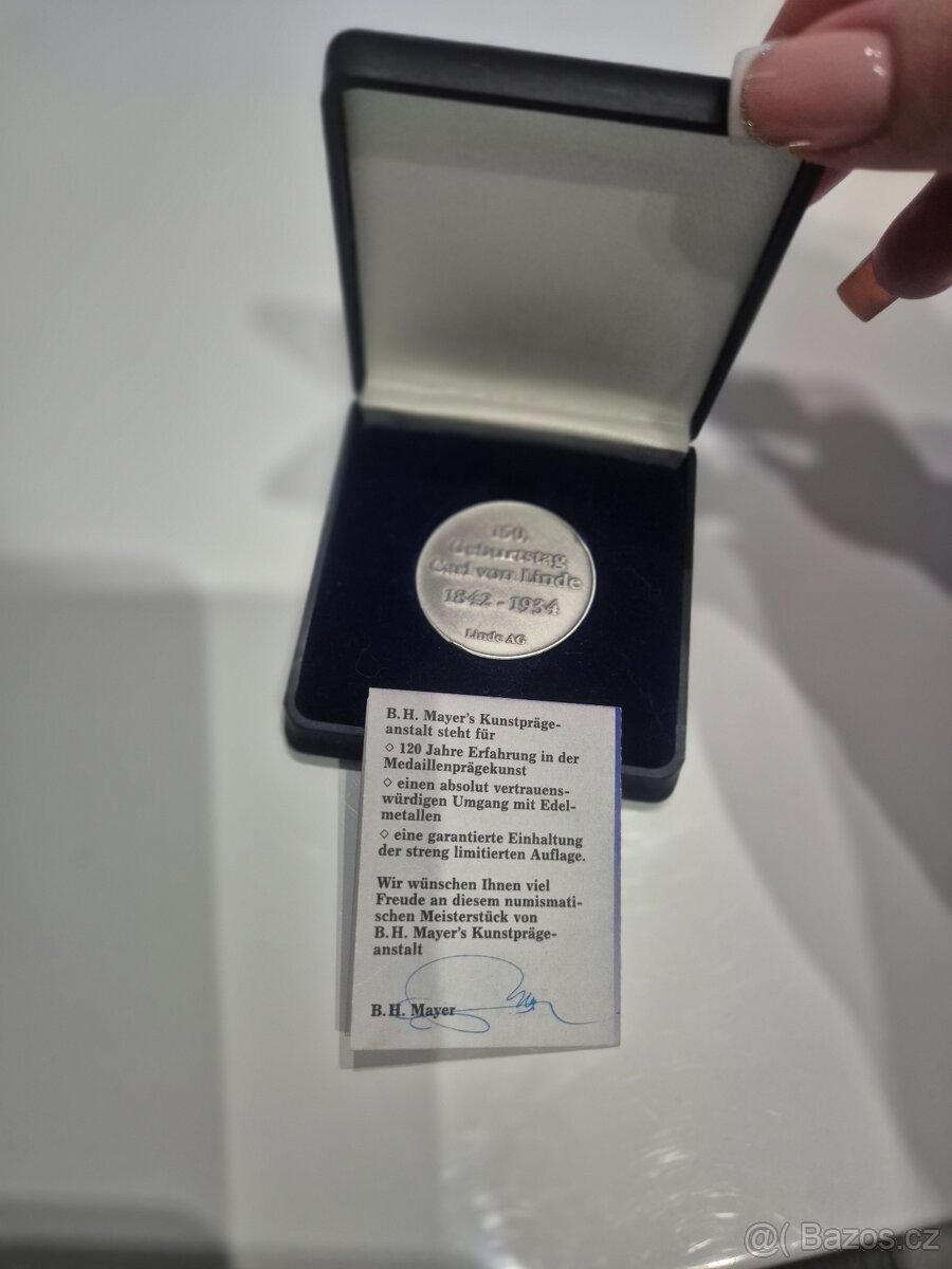 Pamětní medaile - 2