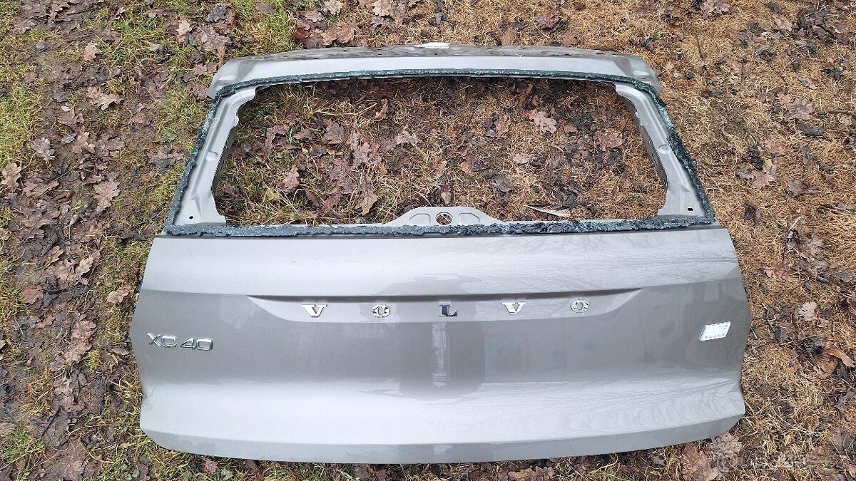 Zadni viko 5 dvere volvo xc40 - 2