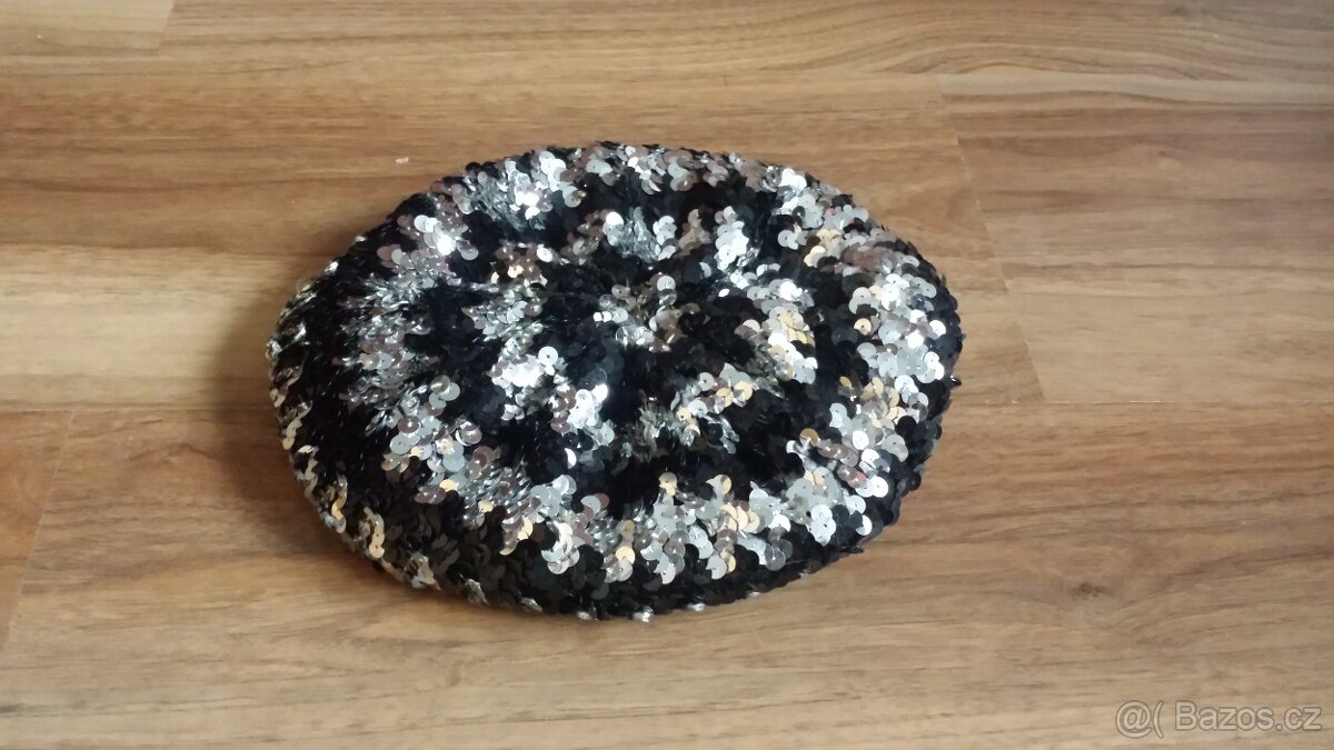 DÍVČÍ ČEPICE BARET zn.CHEROKEE vel.9-13let - 2