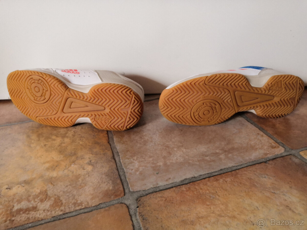 Sálové boty Adidas - 2